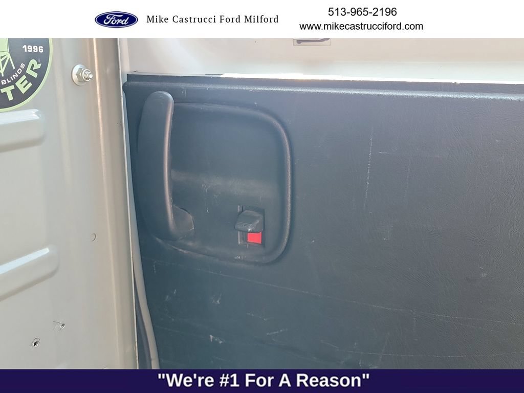 Used 2017 GMC Savana 2500 RWD image 19
