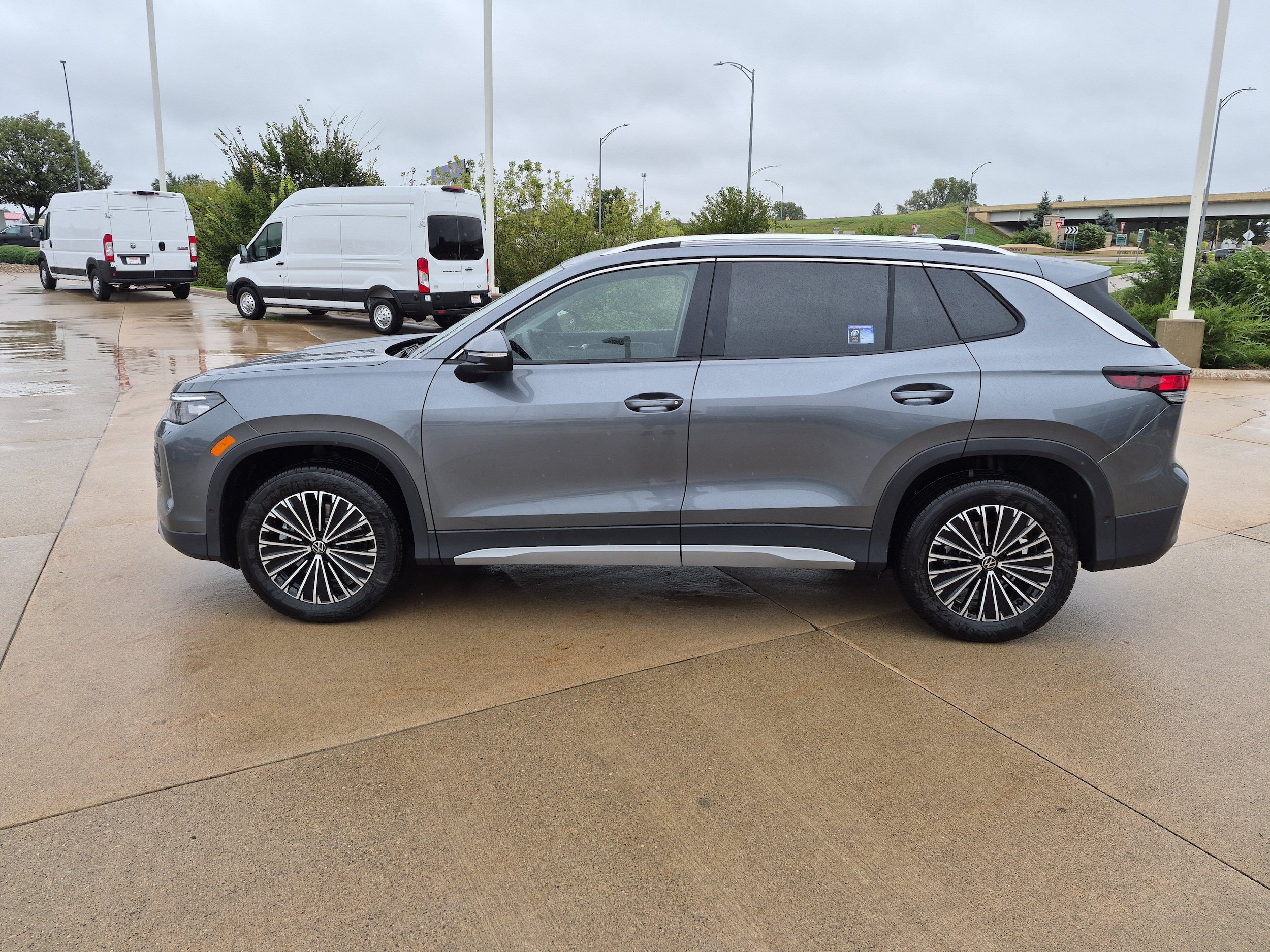 New 2026 Volkswagen Tiguan S AWD/4WD image 8