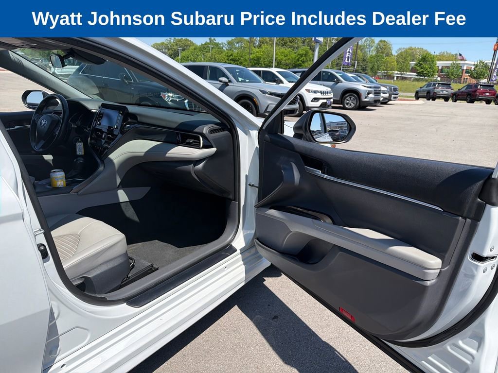 Used 2023 Toyota Camry SE FWD image 30