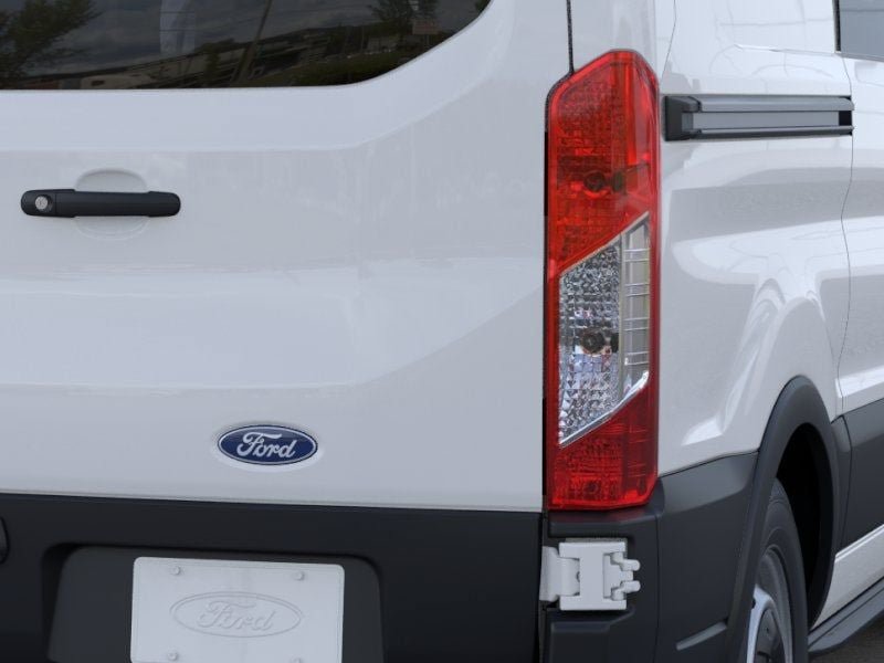 New 2026 Ford Transit 250 Low Roof RWD image 21