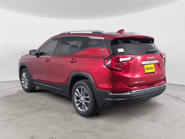 Used 2022 GMC Terrain SLT w/ Infotainment Package II AWD/4WD image 3