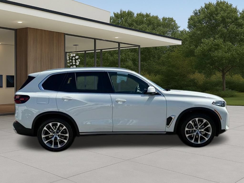 Used 2024 BMW X5 M60i AWD/4WD image 5
