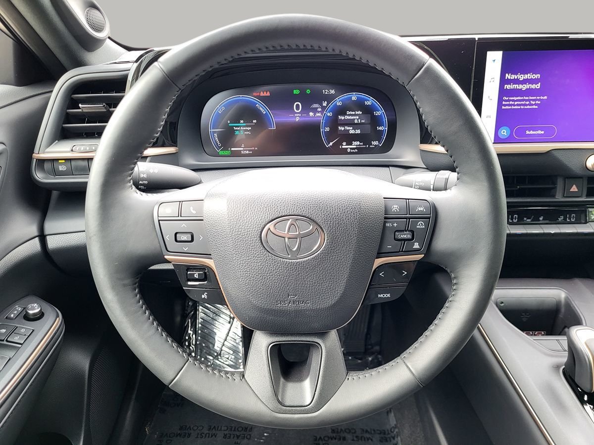 Used 2023 Toyota Crown AWD/4WD image 22