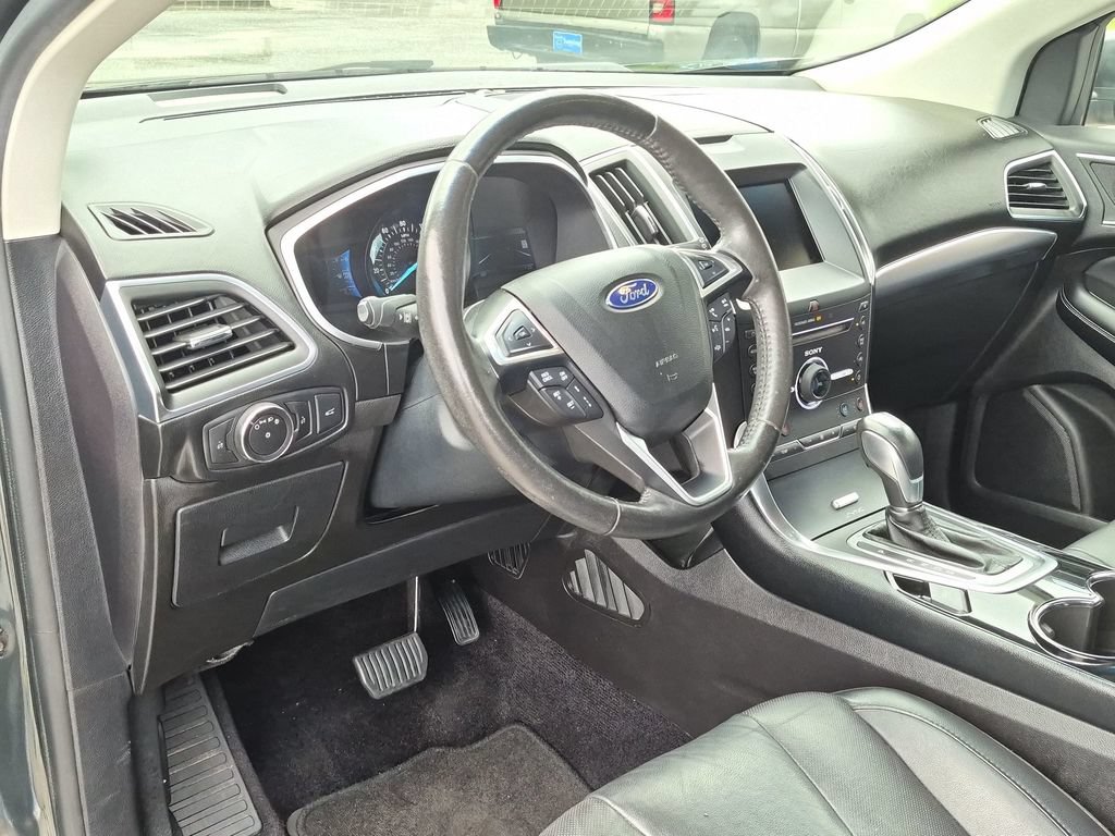 Used 2015 Ford Edge Titanium w/ Equipment Group 302A AWD/4WD image 39