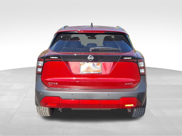 New 2027 Nissan Kicks SR AWD/4WD image 6