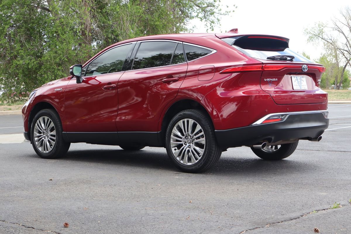 Used 2021 Toyota Venza Limited w/ Advanced Technology Package AWD/4WD image 7