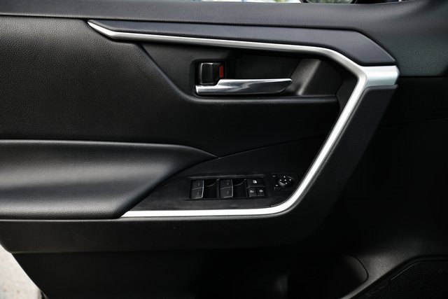 Used 2024 Toyota RAV4 XLE image 16