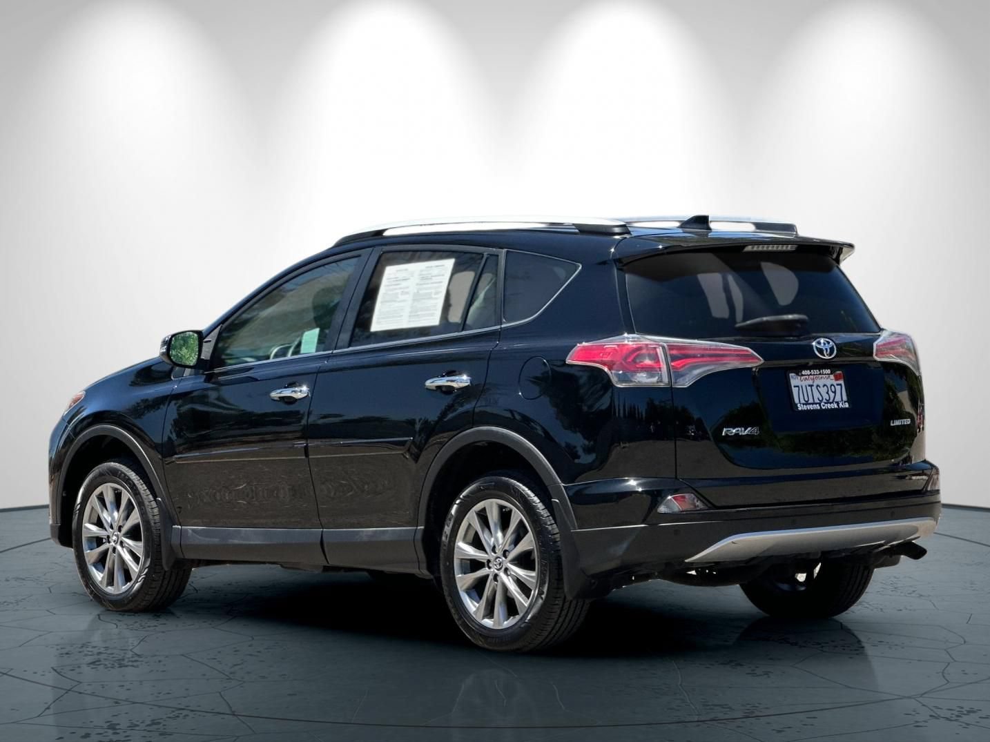 Used 2016 Toyota RAV4 Limited w/ Advanced Technology Package FWD image 6