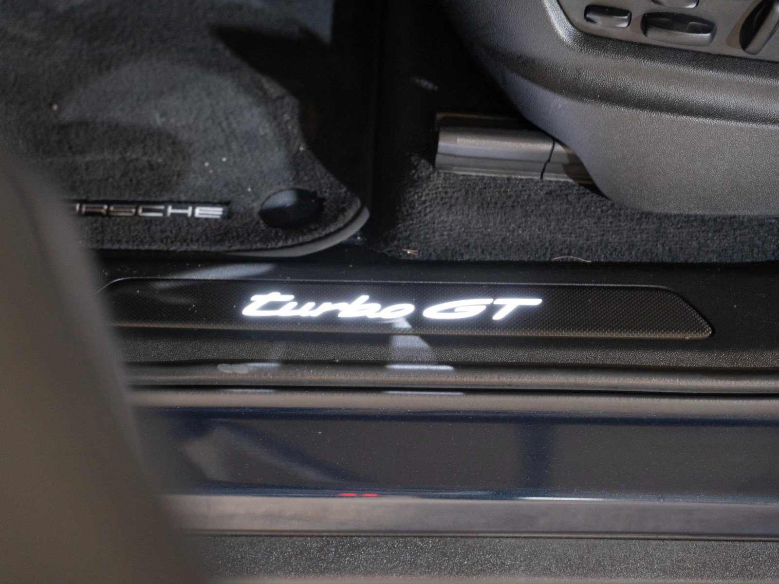 Certified 2024 Porsche Cayenne Turbo GT AWD/4WD image 12