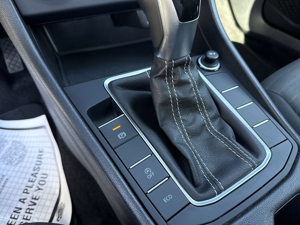 Certified 2024 Volkswagen Jetta S FWD image 26