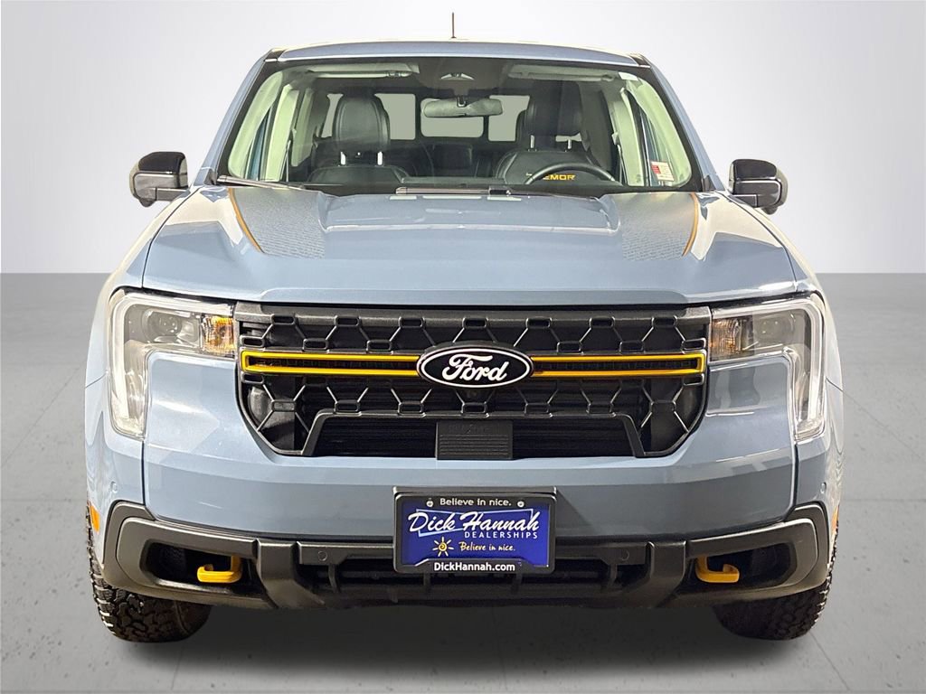 Used 2025 Ford Maverick Tremor image 3