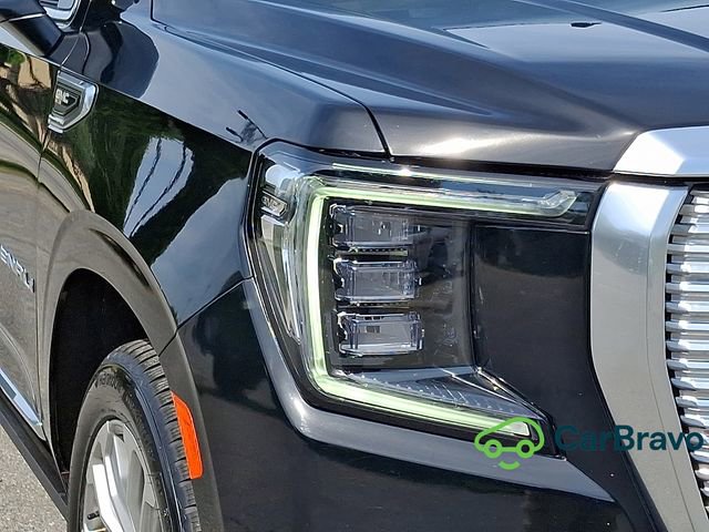 Used 2022 GMC Yukon Denali AWD/4WD image 9