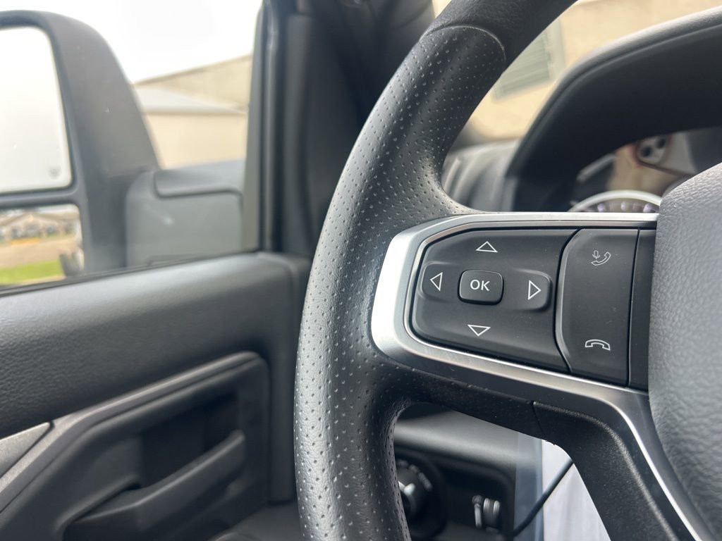New 2025 RAM 5500 Tradesman AWD/4WD image 18