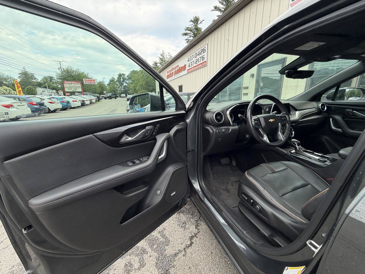 Used 2019 Chevrolet Blazer Premier w/ Sun and Wheels Package AWD/4WD image 12