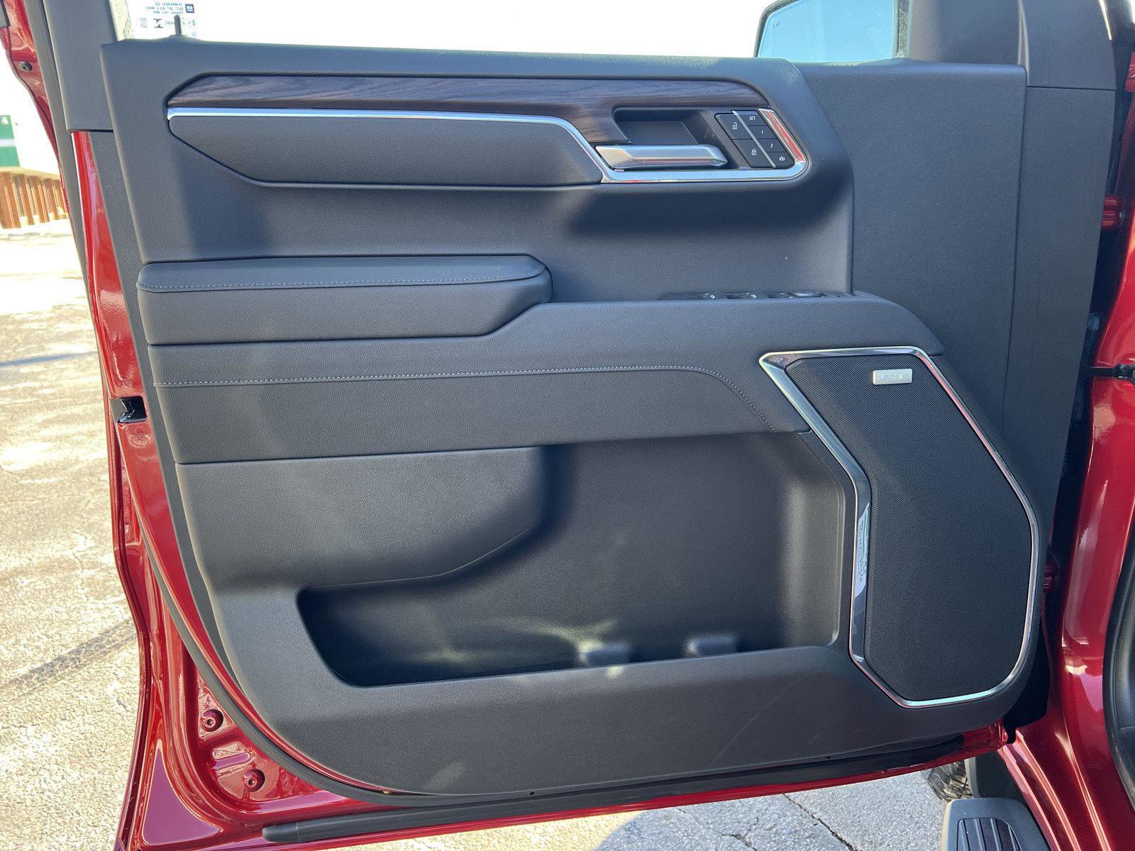 New 2026 GMC Sierra 1500 SLT w/ SLT Premium Plus Package image 16