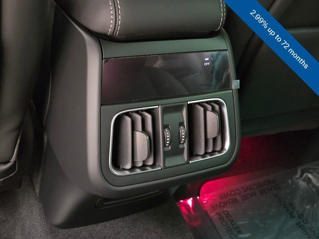 New 2025 Maserati Grecale Modena image 20