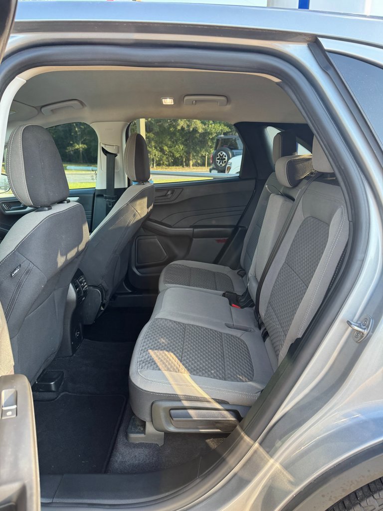 Used 2022 Ford Escape SE w/ Convenience Package image 11