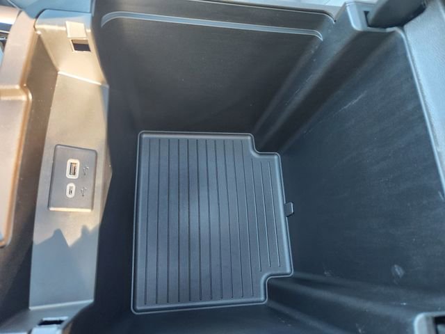 New 2026 Chevrolet Suburban Z71 w/ Comfort Package image 18