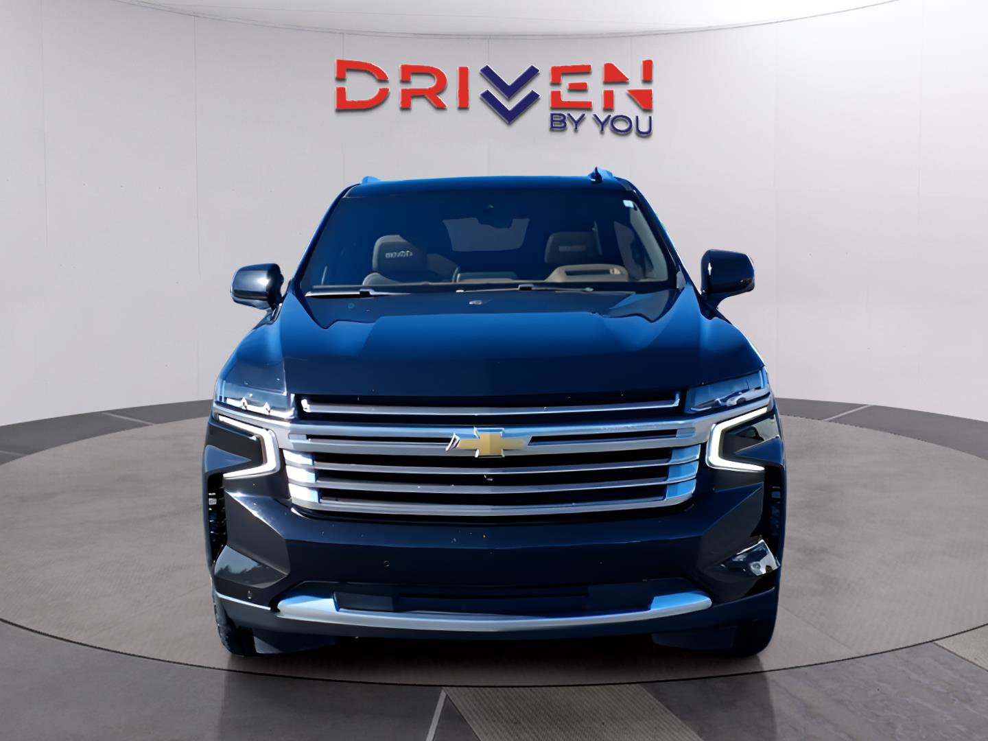 Used 2021 Chevrolet Suburban High Country w/ Premium Package image 8