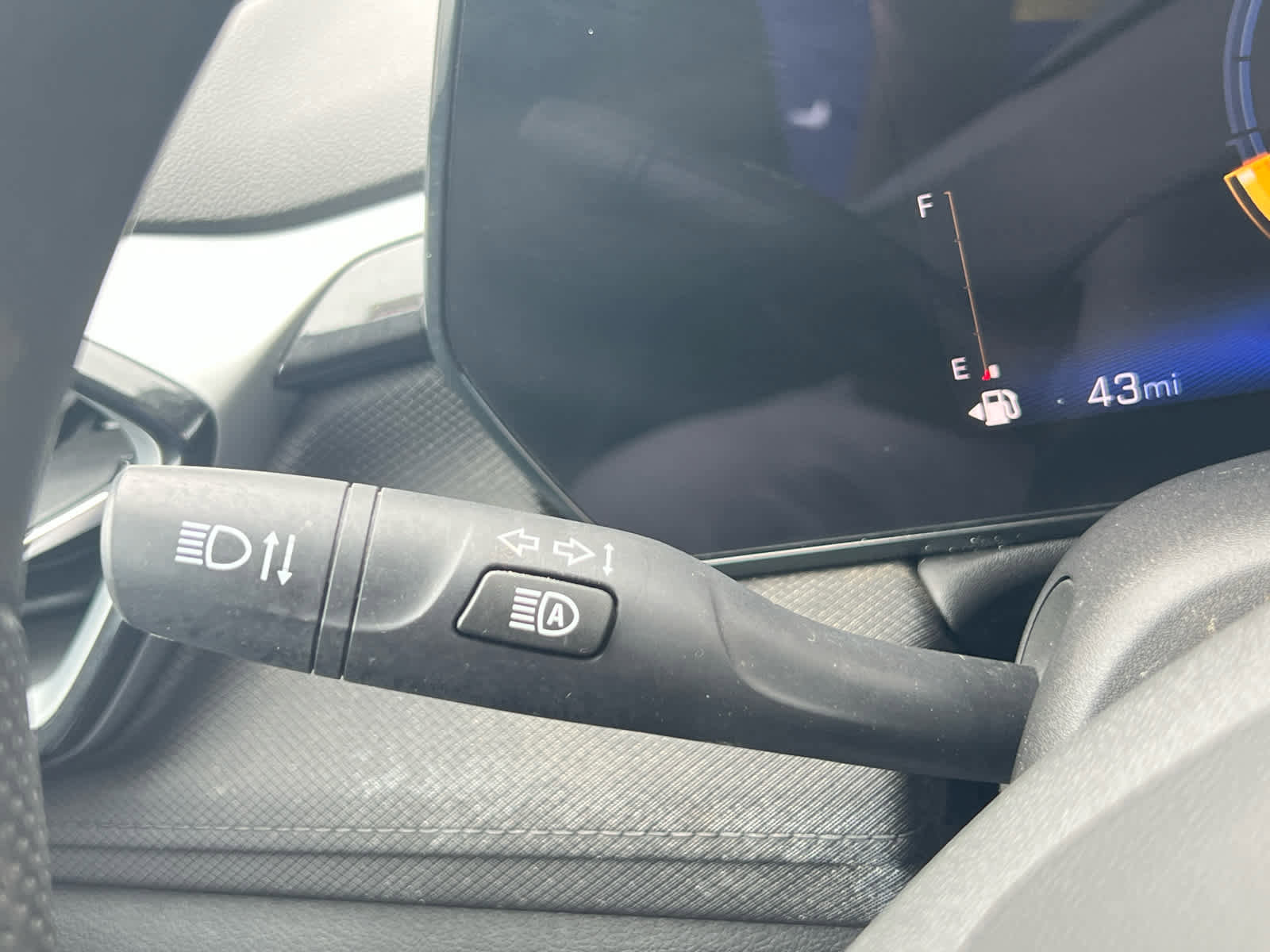 Used 2024 Chevrolet TrailBlazer LT image 25