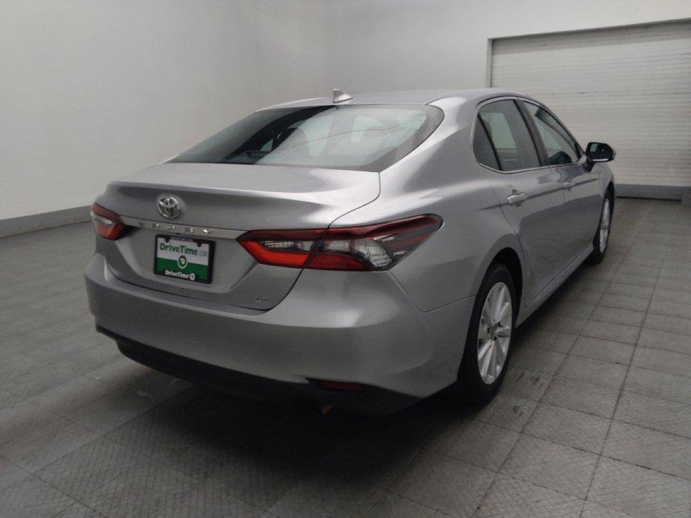 Used 2022 Toyota Camry LE FWD image 9
