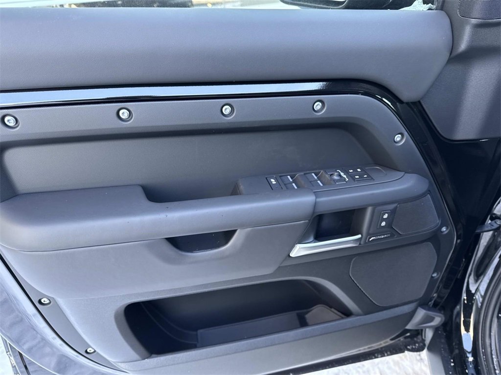 New 2026 Land Rover Defender 130 S image 17