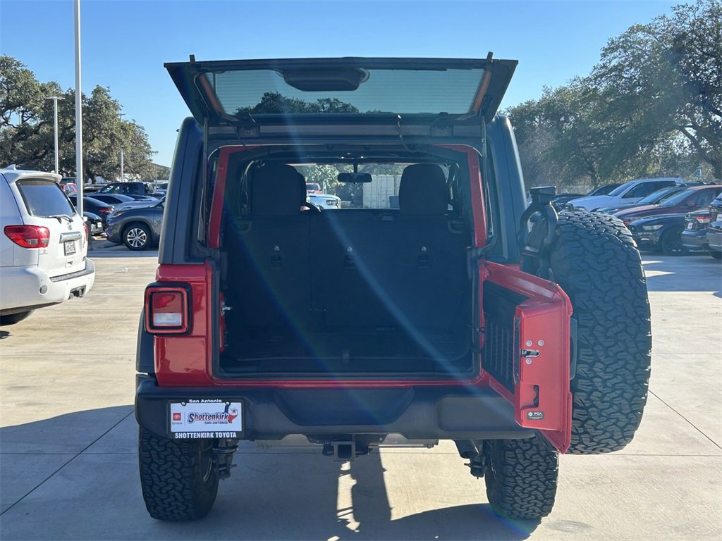 Used 2022 Jeep Wrangler Unlimited Sport image 14