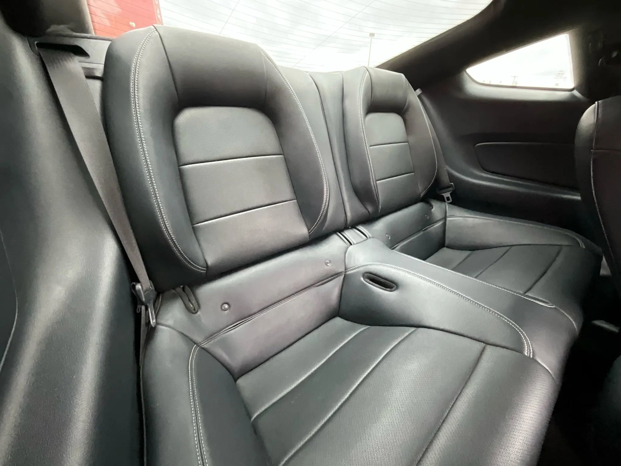 Used 2015 Ford Mustang GT Premium image 15