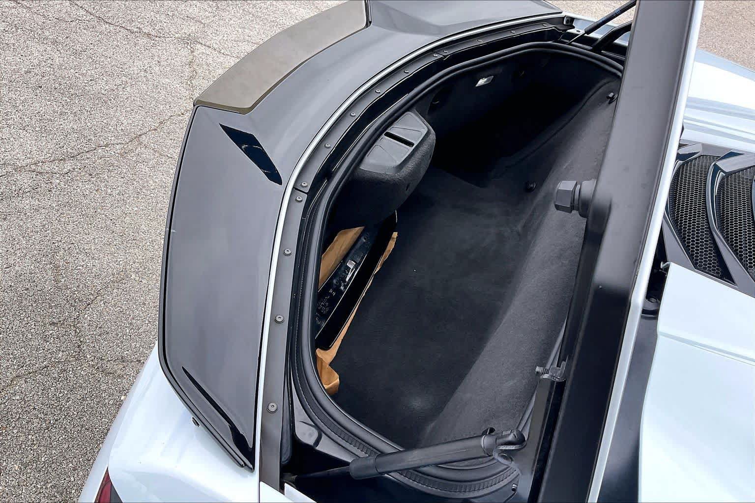 Used 2024 Chevrolet Corvette Z06 RWD image 34