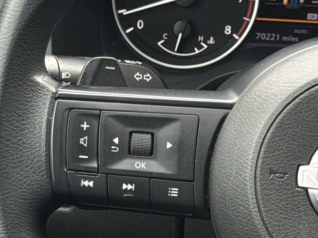 Used 2024 Nissan Rogue S AWD/4WD image 13