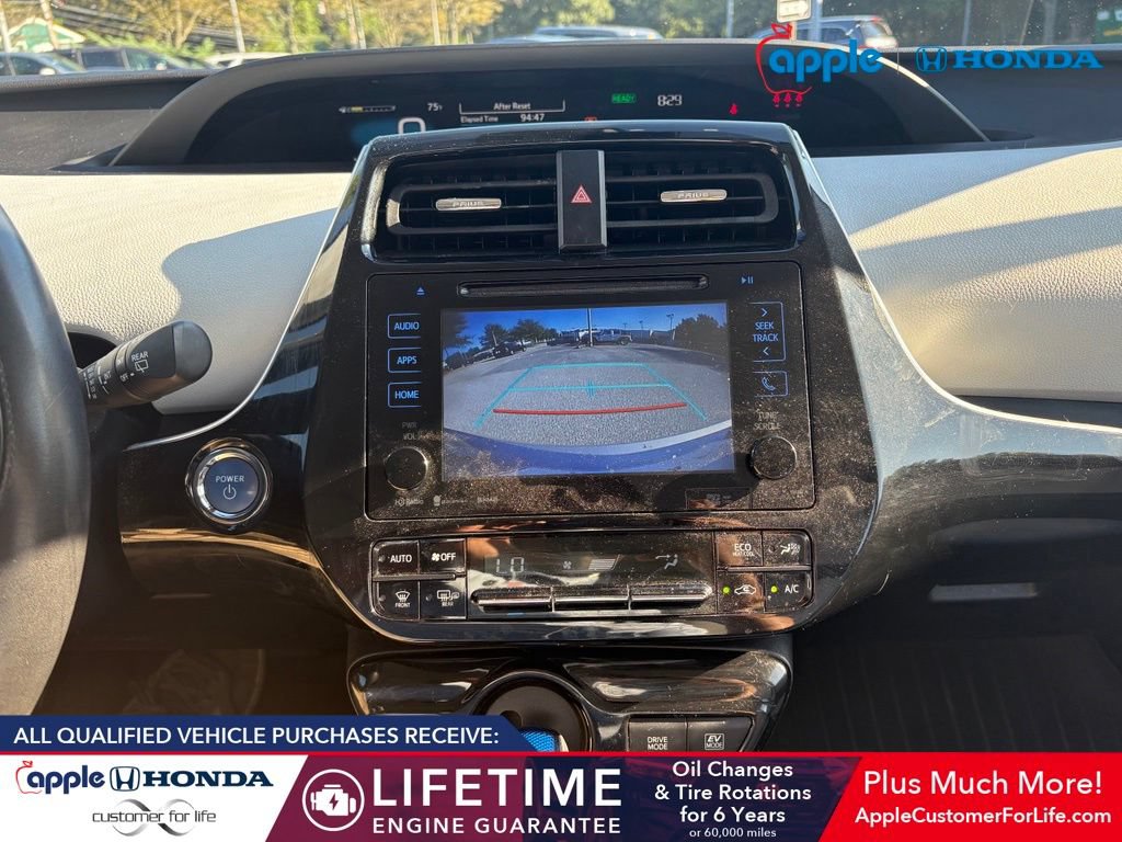 Used 2017 Toyota Prius Four FWD image 9