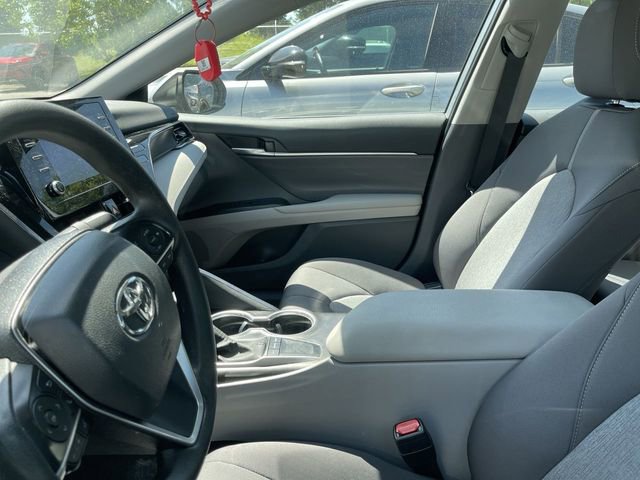 Used 2024 Toyota Camry LE FWD image 3