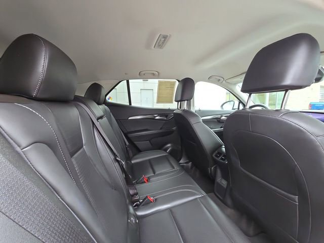 Used 2025 Buick Envision Preferred image 28