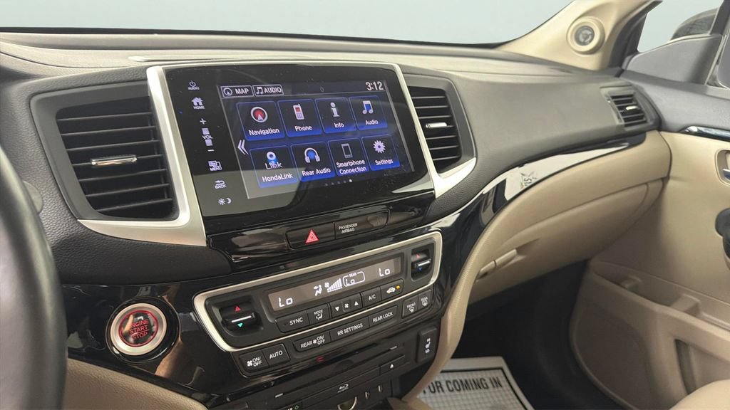 Used 2017 Honda Pilot Touring image 22