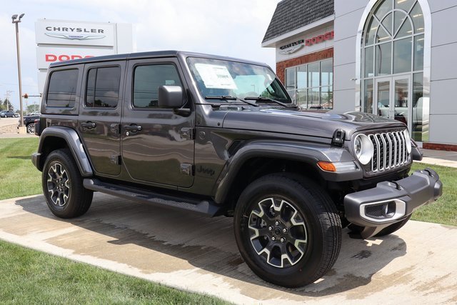 New 2025 Jeep Wrangler Sahara image 3