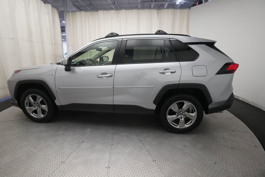 Used 2019 Toyota RAV4 Limited AWD/4WD image 24