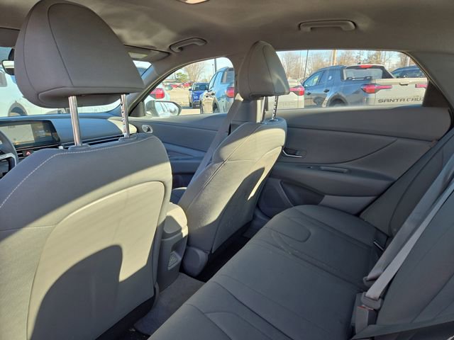 Certified 2024 Hyundai Elantra SEL image 25