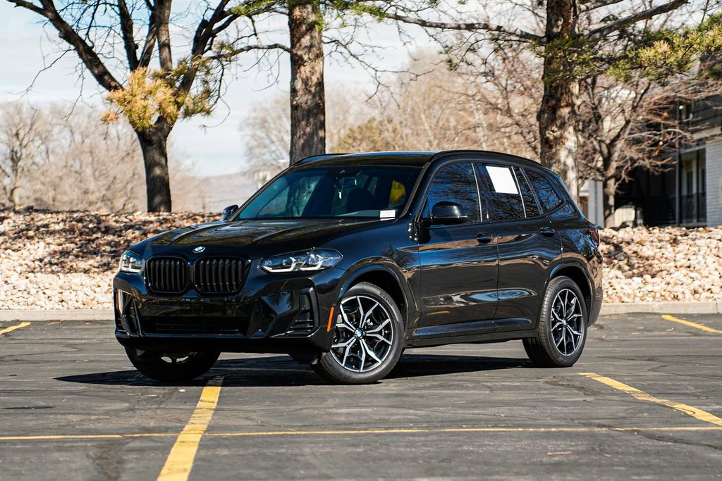 Used 2024 BMW X3 xDrive30i w/ M Sport Package image 1