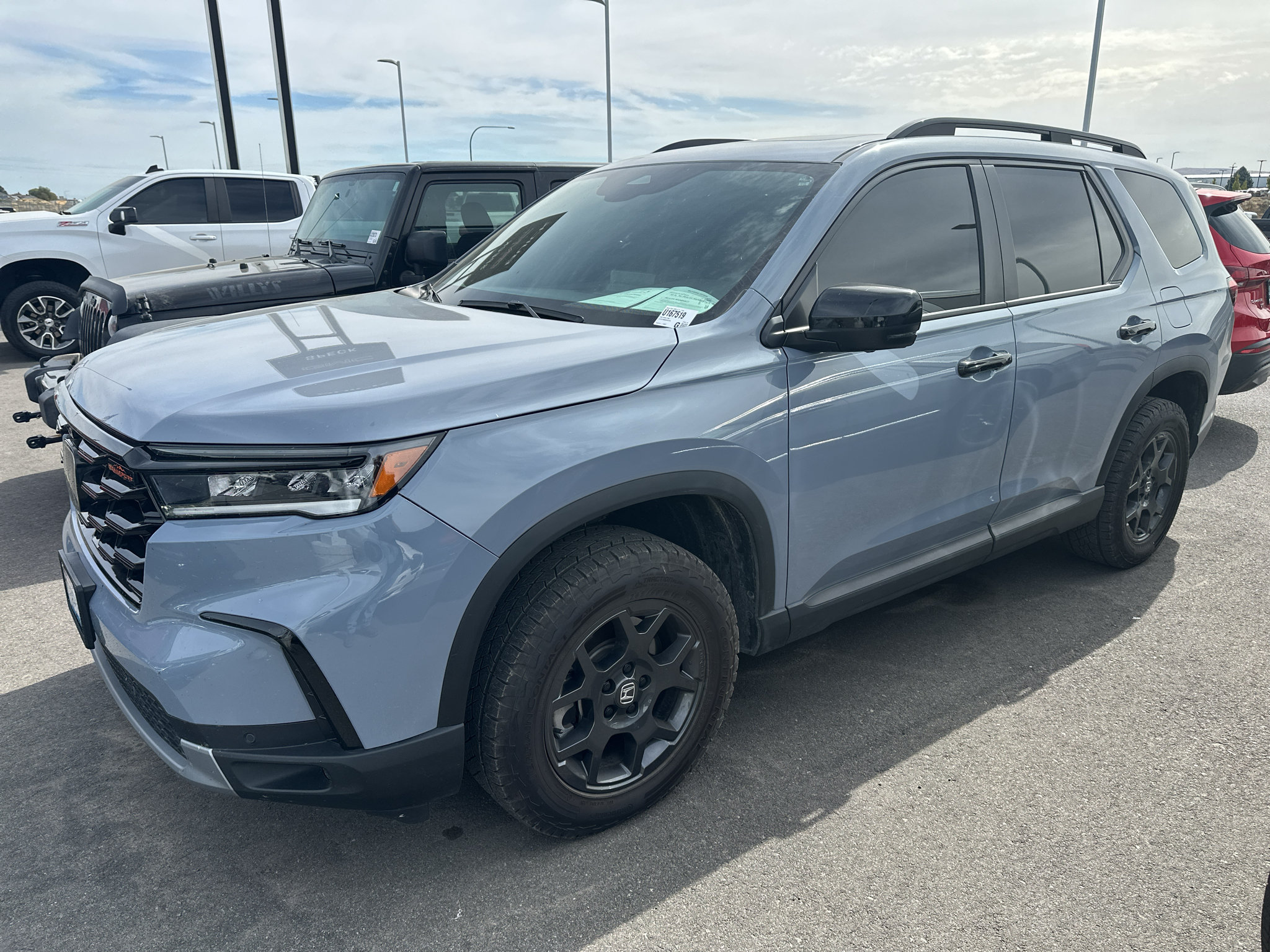 Used 2025 Honda Pilot TrailSport