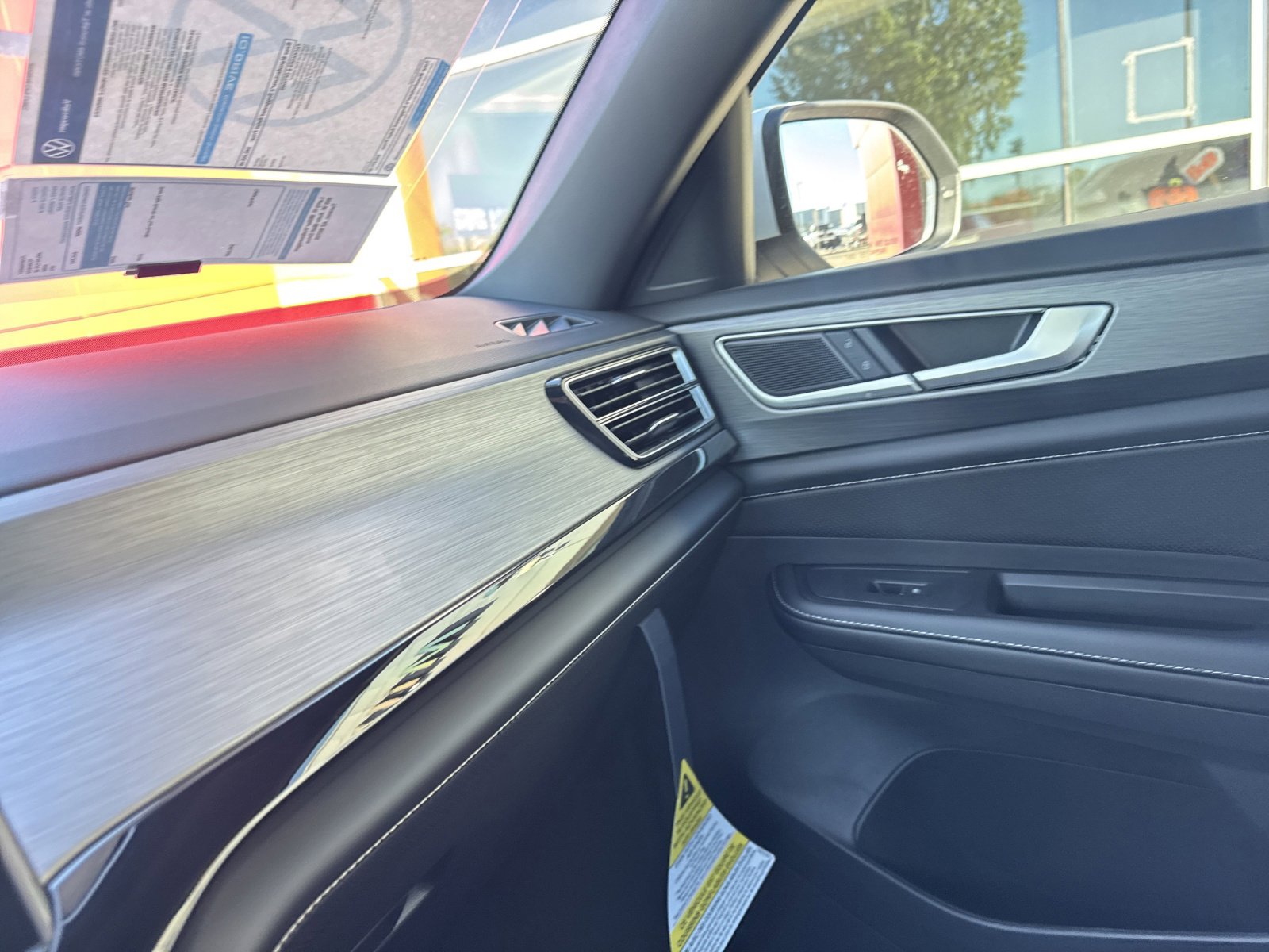 New 2026 Volkswagen Atlas Cross Sport SE image 25