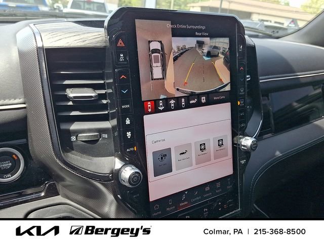Used 2025 RAM 1500 Limited AWD/4WD image 21