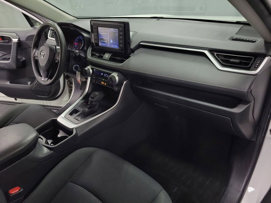 Used 2019 Toyota RAV4 LE w/ Carpet Mat Package image 23