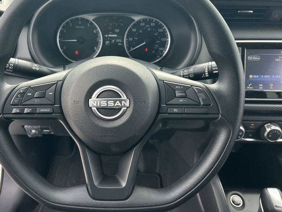 New 2025 Nissan Kicks Play S image 21