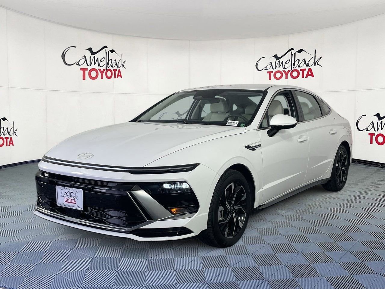 Used 2025 Hyundai Sonata SEL image 2