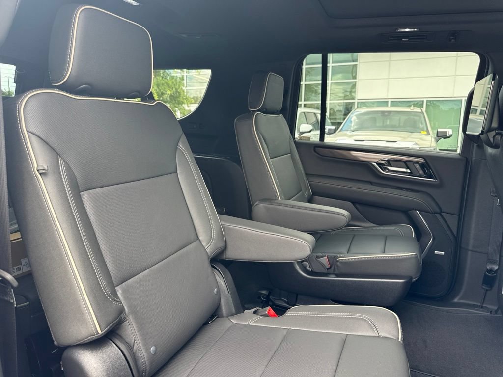 New 2026 GMC Yukon XL Elevation w/ Elevation Premium Package AWD/4WD image 28
