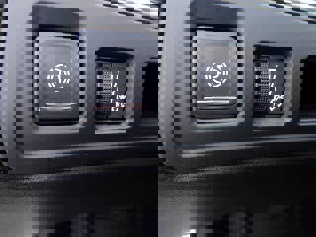 Used 2021 Cadillac XT6 Premium Luxury image 23