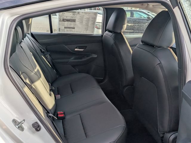 New 2026 Nissan Sentra SR w/ SR Premium Package FWD image 10