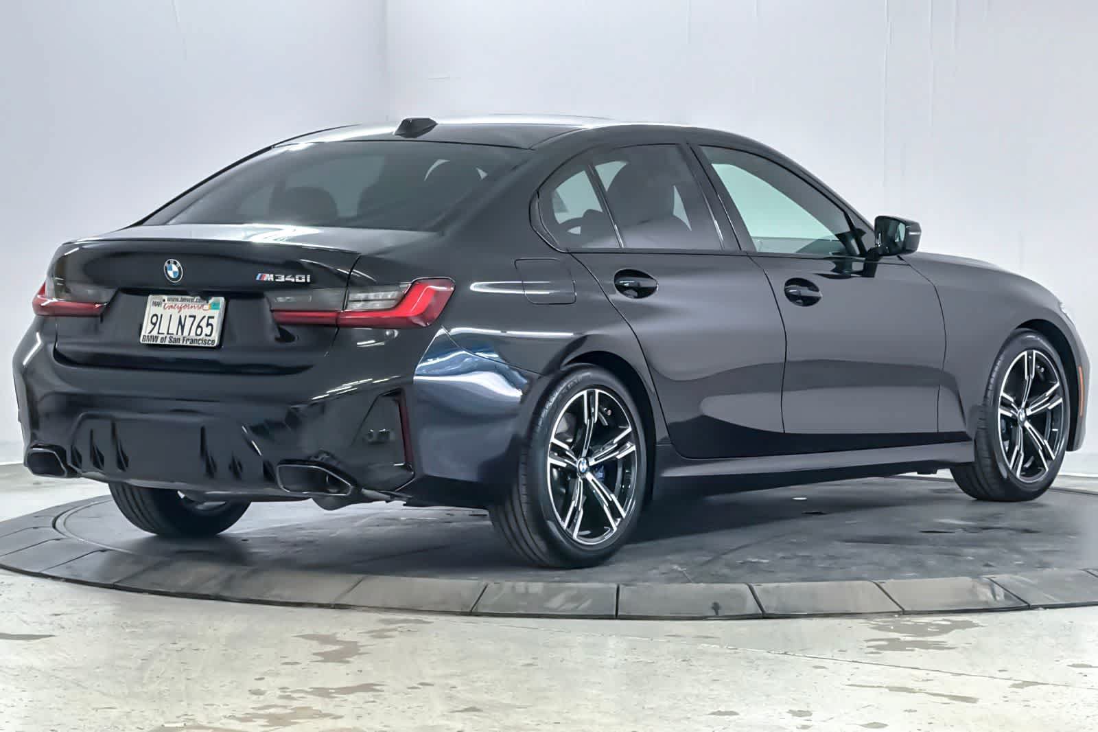 Used 2024 BMW M340i RWD image 2
