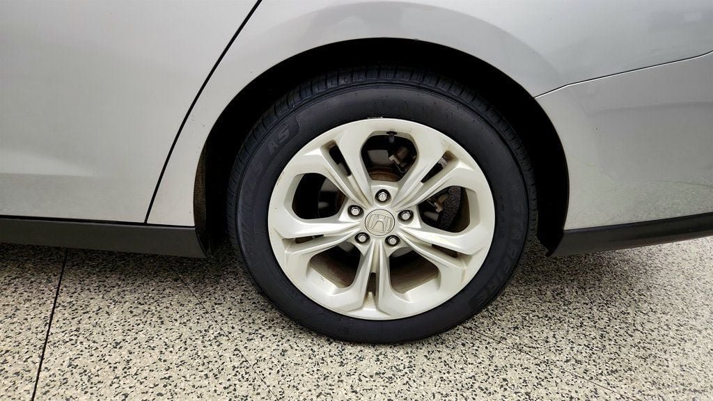 Used 2023 Honda Accord LX image 9