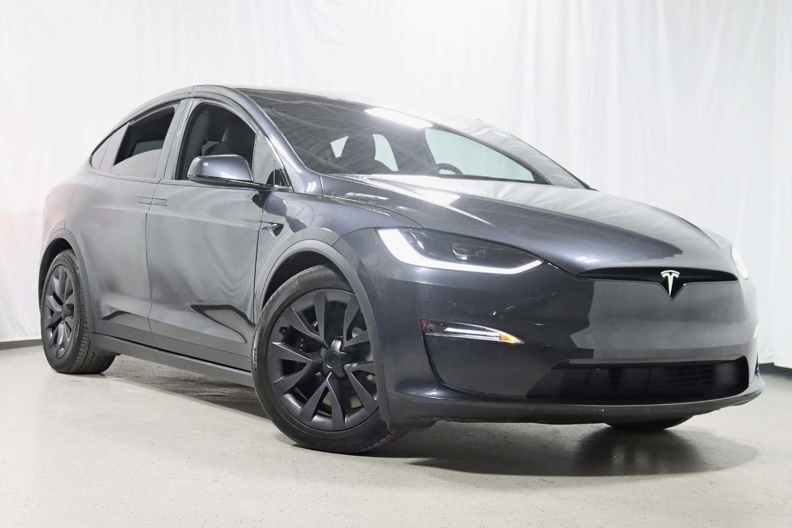 Used 2024 Tesla Model X image 7